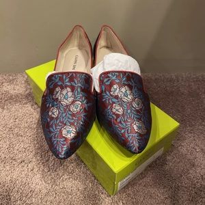 NIB Gianni Bini Floral Mules (Size 7.5).